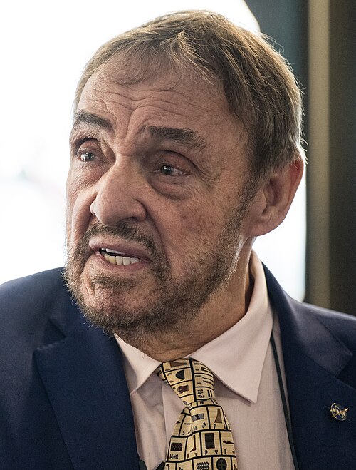 Генератор фактів