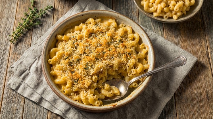 Макарони з сиром та часниковою скоринкою (Mac & Cheese)